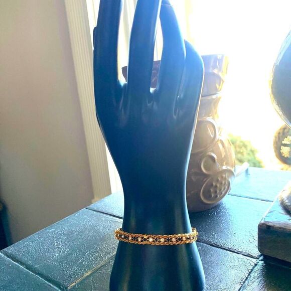 Lovely Chain Bracelet with Black/White Crystals, in Gold, Unmarked - Picture 4 of 5